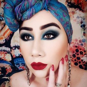 Meet your Posher, Sabrina